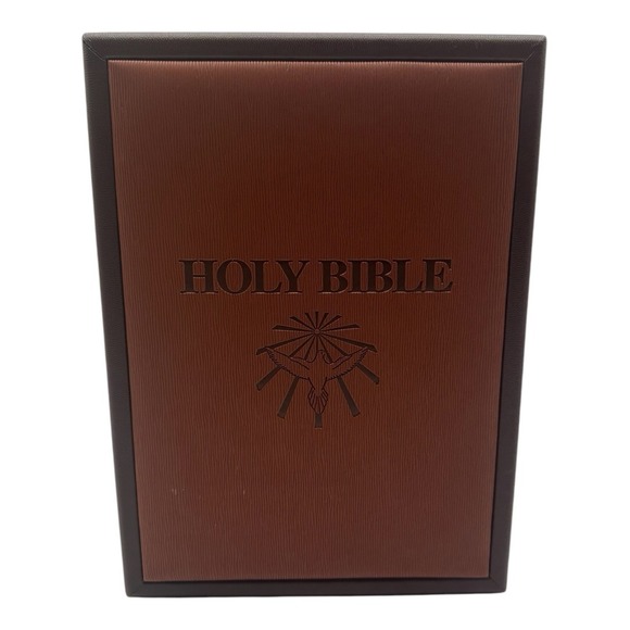 Dove of Peace KJV Holy Bible White Leather Gold Embossed in Box - Picture 3 of 3